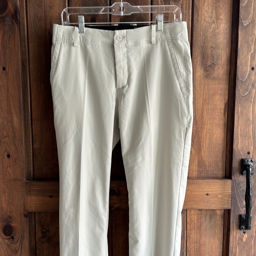 Men's Nike Flex essential Dri-Fit pleated golf pants - size 30x32